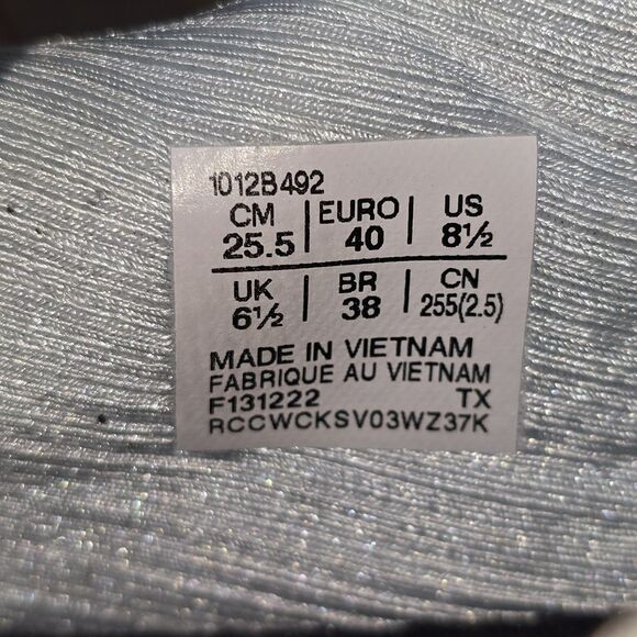 ASICS Novablast 3 Women’s Size 8.5 Blue Beige Running Shoes (1012B492) - Picture 9 of 9